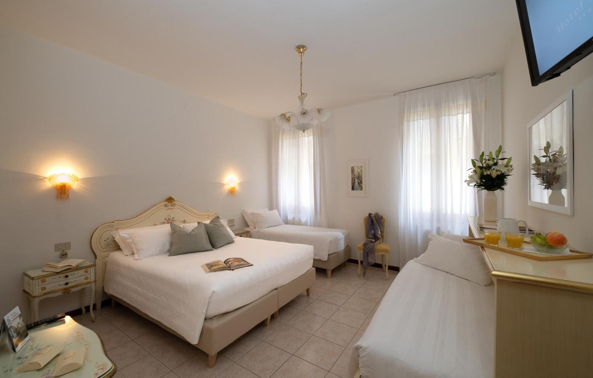 Hotel Guerrini Venice Exterior photo