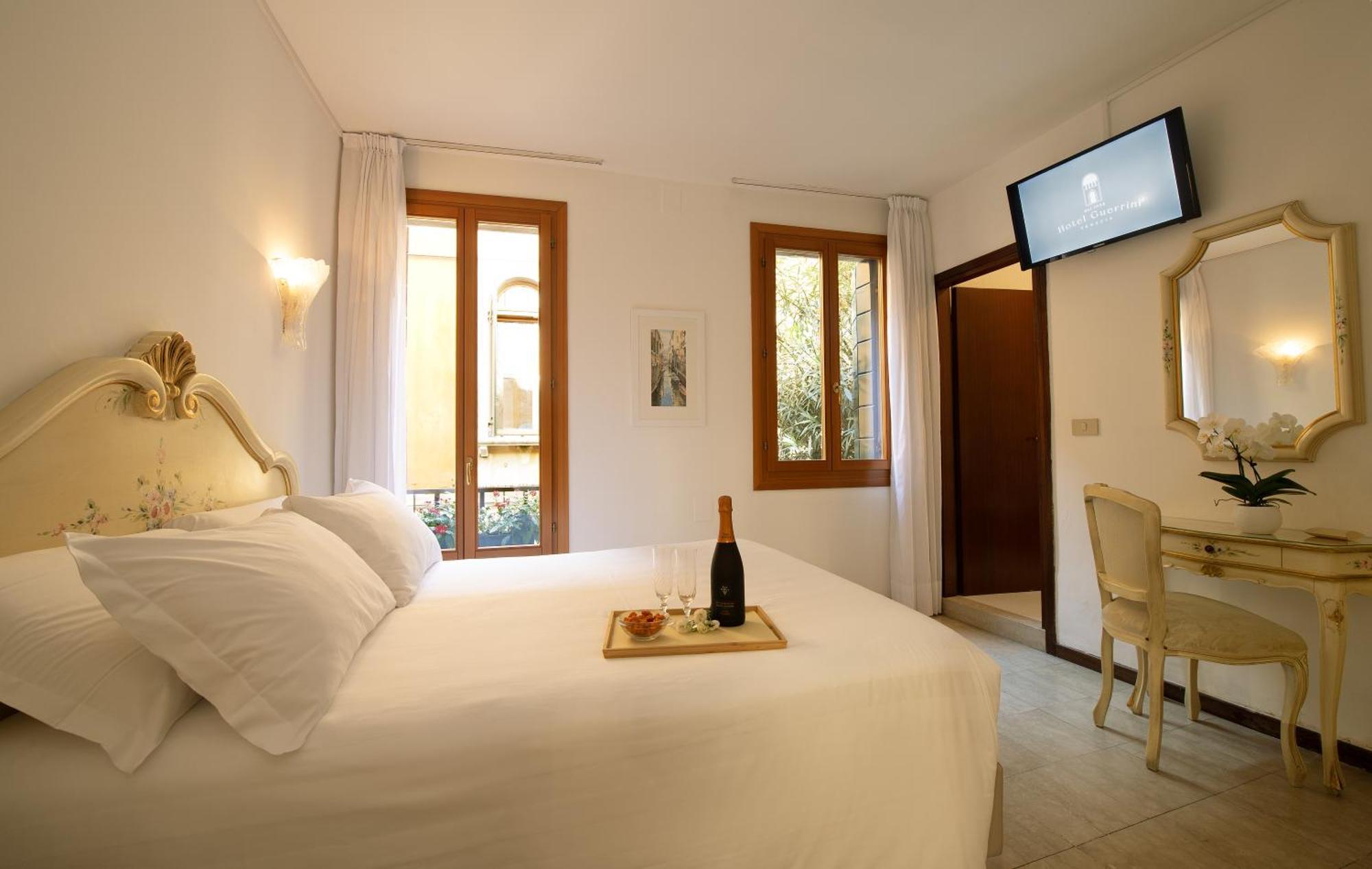 Hotel Guerrini Venice Exterior photo