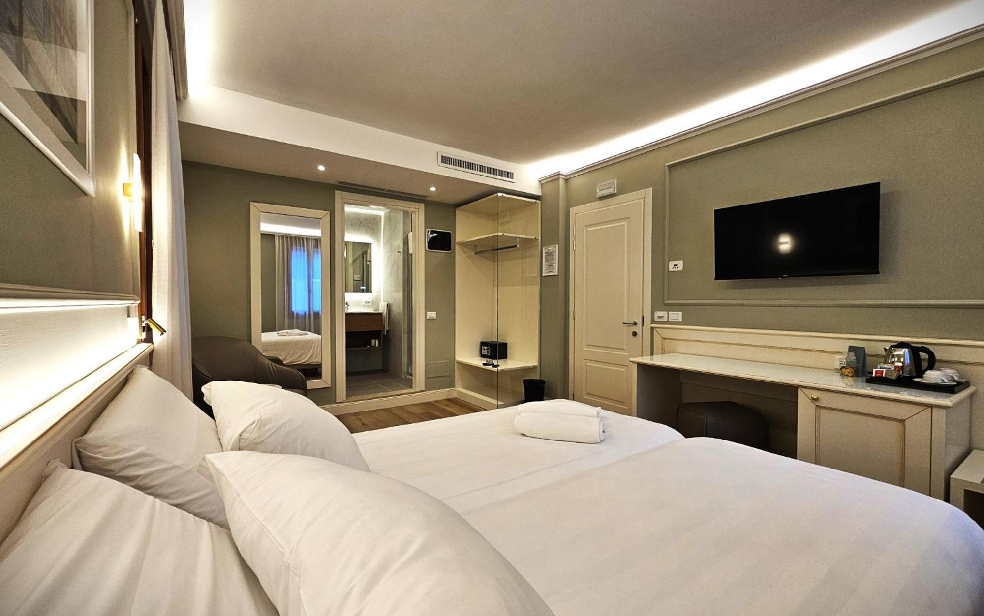 Hotel Guerrini Venice Exterior photo