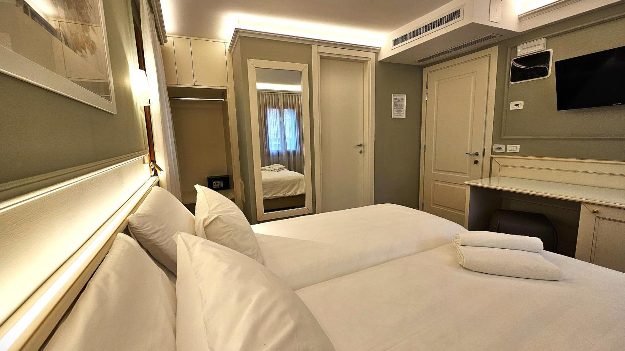 Hotel Guerrini Venice Exterior photo
